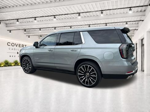 Used 2025 Chevrolet Tahoe High Country AWD/4WD image 7