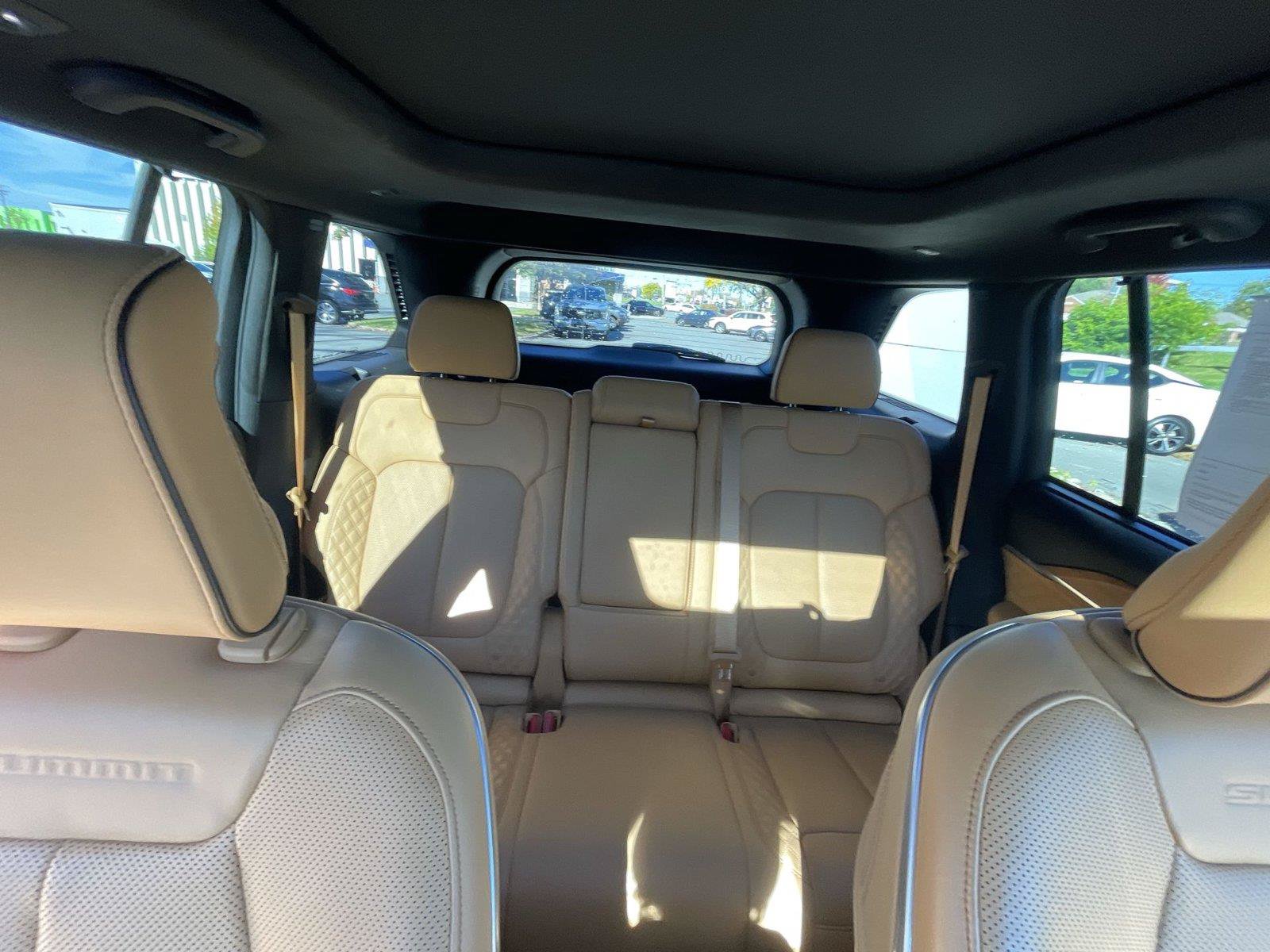Used 2024 Jeep Grand Cherokee Summit AWD/4WD image 29