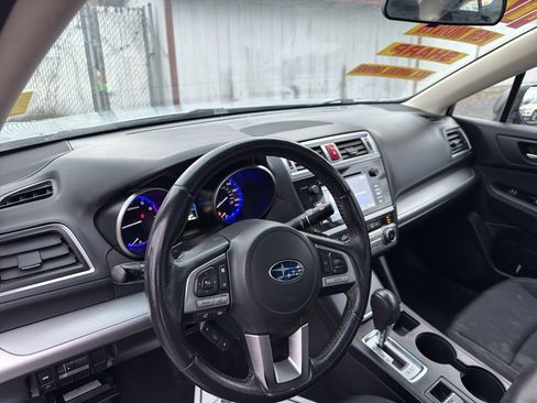 Used 2017 Subaru Legacy 2.5i Premium image 10
