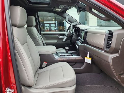 New 2026 GMC Sierra 1500 SLT w/ SLT Premium Plus Package image 39