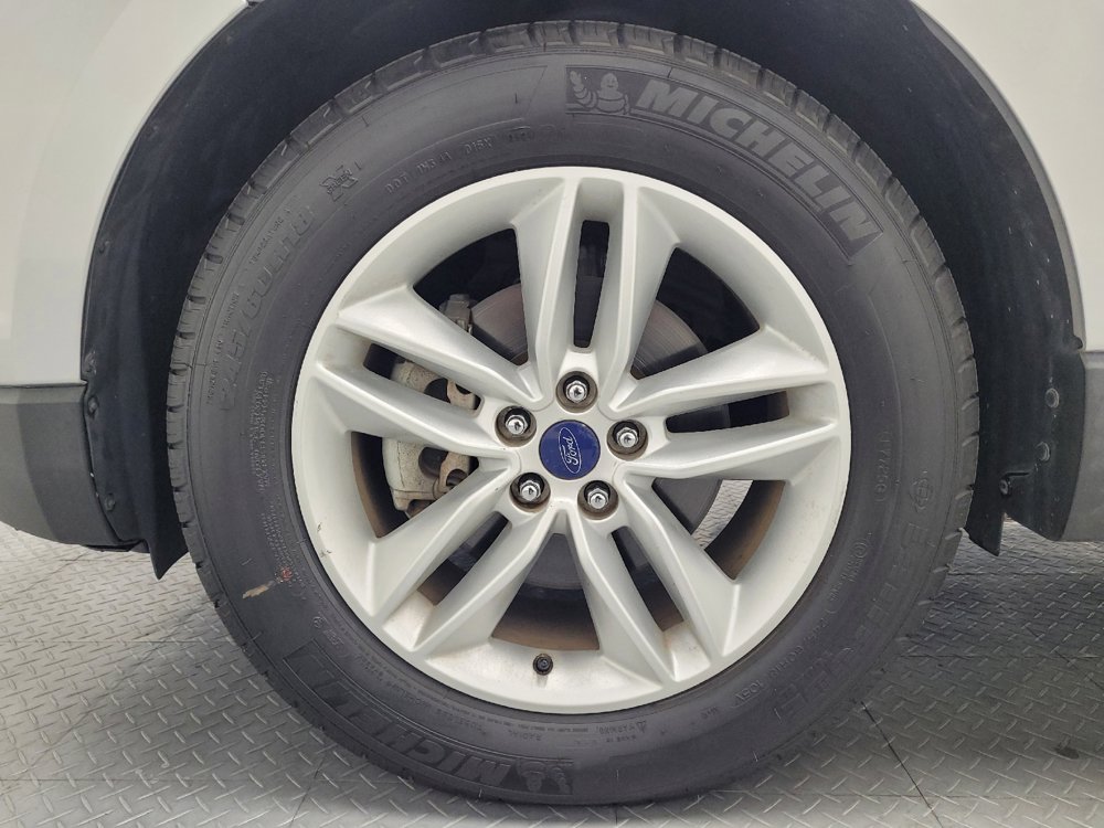 Used 2016 Ford Edge SEL w/ Class II Trailer Tow Package FWD image 31