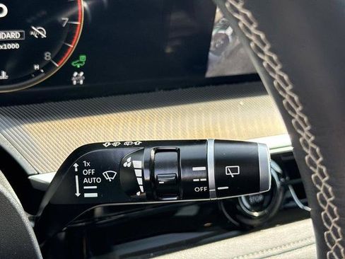 Certified 2025 INFINITI QX80 Luxe AWD/4WD image 22
