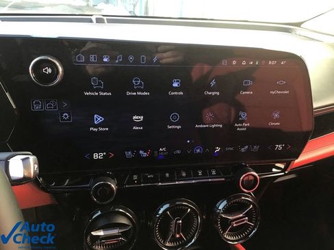 Used 2025 Chevrolet Blazer EV SS w/ Performance Package image 26