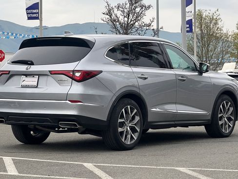 Used 2023 Acura MDX FWD w/ Technology Package image 4