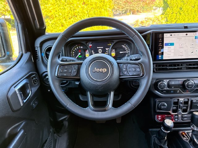 Used 2024 Jeep Wrangler Unlimited Rubicon 4xe AWD/4WD image 8