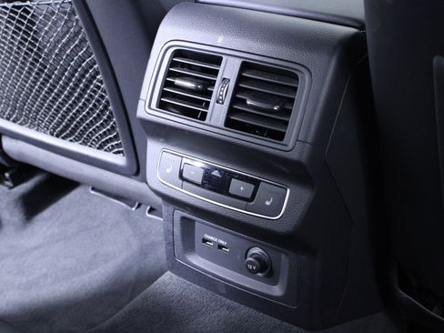 Used 2021 Audi Q5 Prestige image 18
