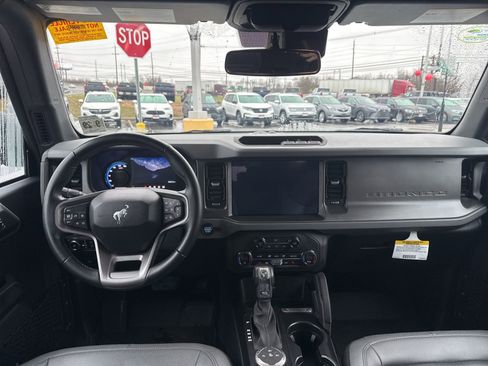 Used 2024 Ford Bronco Big Bend image 19