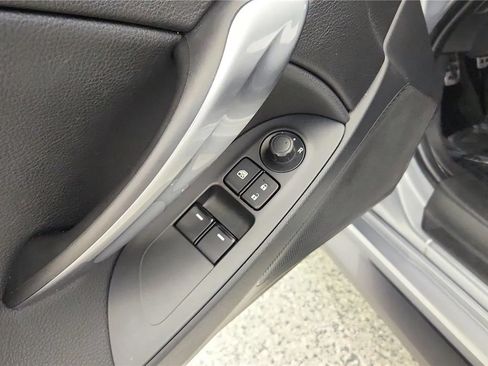 Used 2020 FIAT 124 Spider Abarth RWD image 33
