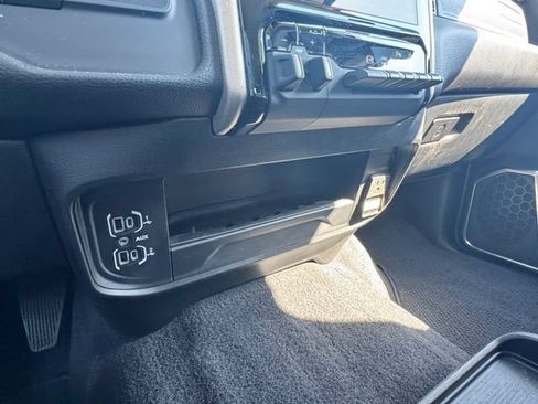 Used 2024 RAM 2500 Laramie AWD/4WD image 22