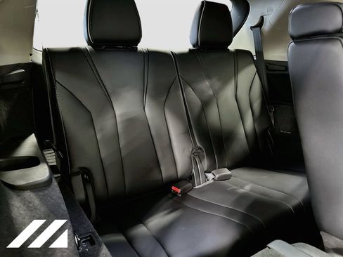 Used 2022 Acura MDX w/ Advance Package AWD/4WD image 30