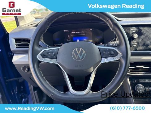 Used 2024 Volkswagen Taos SE AWD/4WD image 14