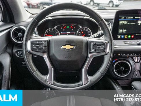 Used 2025 Chevrolet Blazer LT FWD image 28