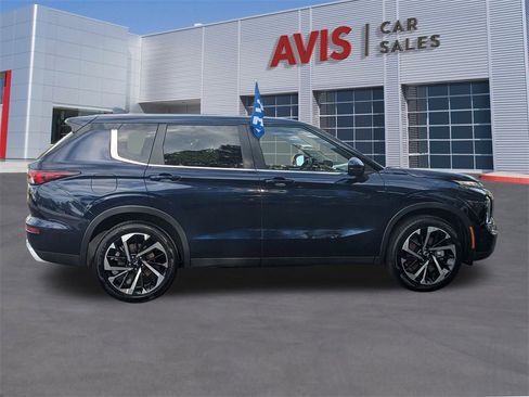 Used 2024 Mitsubishi Outlander SE image 5