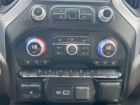 Used 2019 GMC Sierra 1500 SLT w/ SLT Premium Package image 18