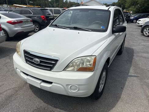 Used 2008 Kia Sorento 4WD image 2