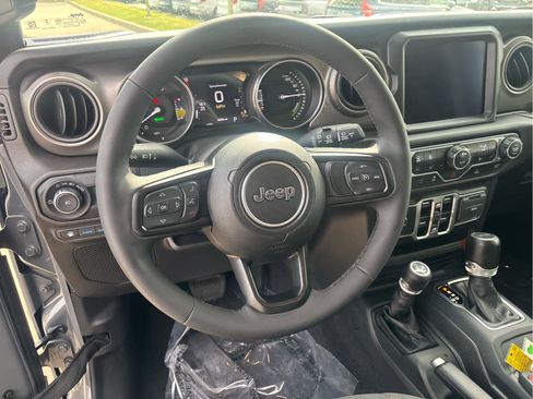 Used 2023 Jeep Wrangler Unlimited w/ Cold Weather Group AWD/4WD image 14