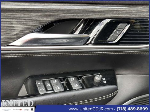 Used 2022 Jeep Wagoneer Series II image 13