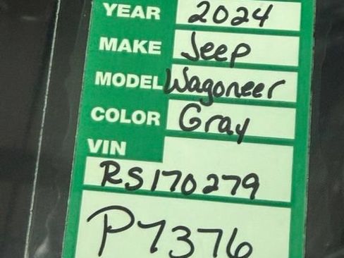 Used 2024 Jeep Wagoneer Series III AWD/4WD image 32