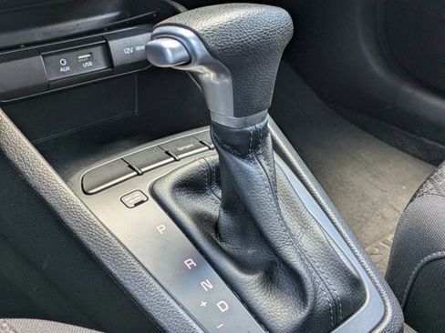 Used 2020 Kia Rio S FWD image 11