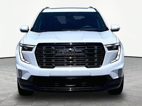 Used 2026 GMC Acadia Denali Ultimate AWD/4WD image 3