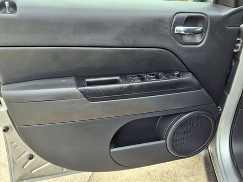 Used 2016 Jeep Patriot Sport w/ Power Value Group image 15