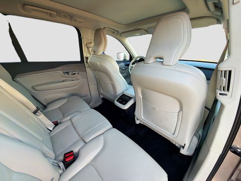 Used 2023 Volvo XC90 B6 Plus w/ Protection Package Premier image 30