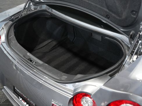 Used 2009 Nissan GT-R Premium image 51
