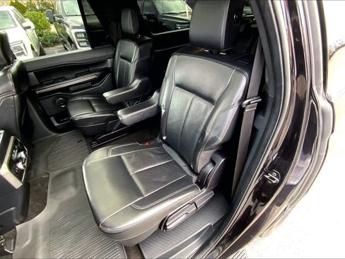 Certified 2020 Ford Expedition Max XLT w/ Equipment Group 202A image 19