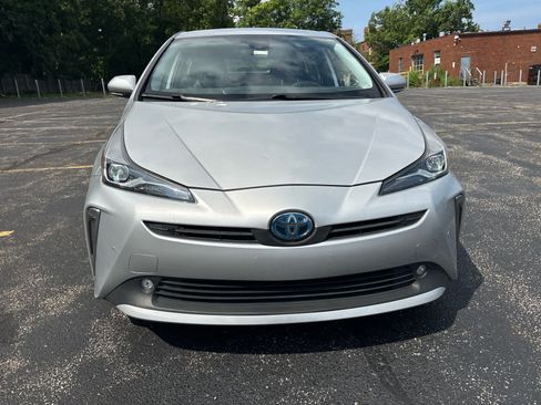 Used 2019 Toyota Prius XLE w/ Advanced Technology Package AWD/4WD image 17