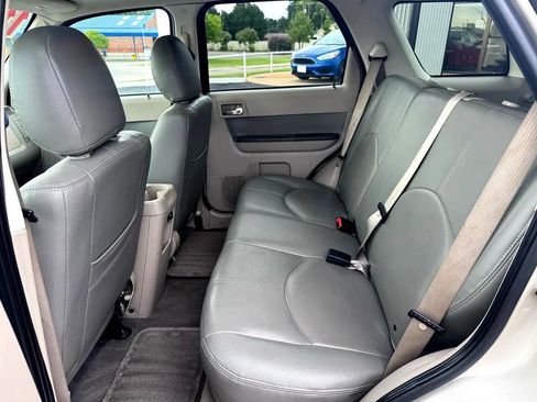 Used 2011 Mercury Mariner Premier w/ 202A Rapid Spec Order Code image 17