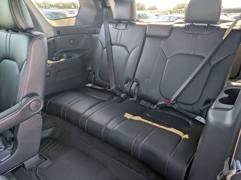 Used 2023 Honda Pilot TrailSport image 35