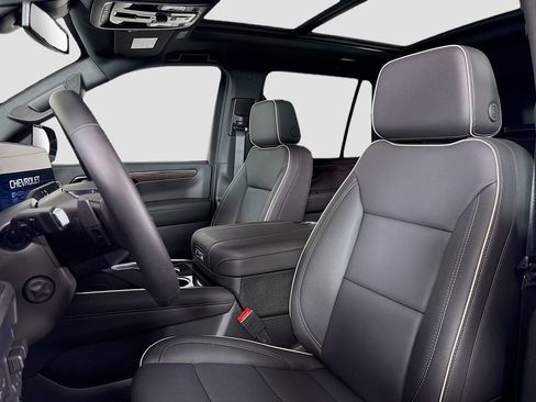 Used 2026 Chevrolet Tahoe Premier image 25