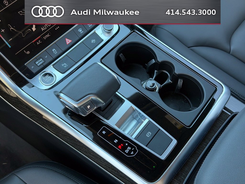 Used 2022 Audi Q7 3.0T Premium Plus AWD/4WD image 25