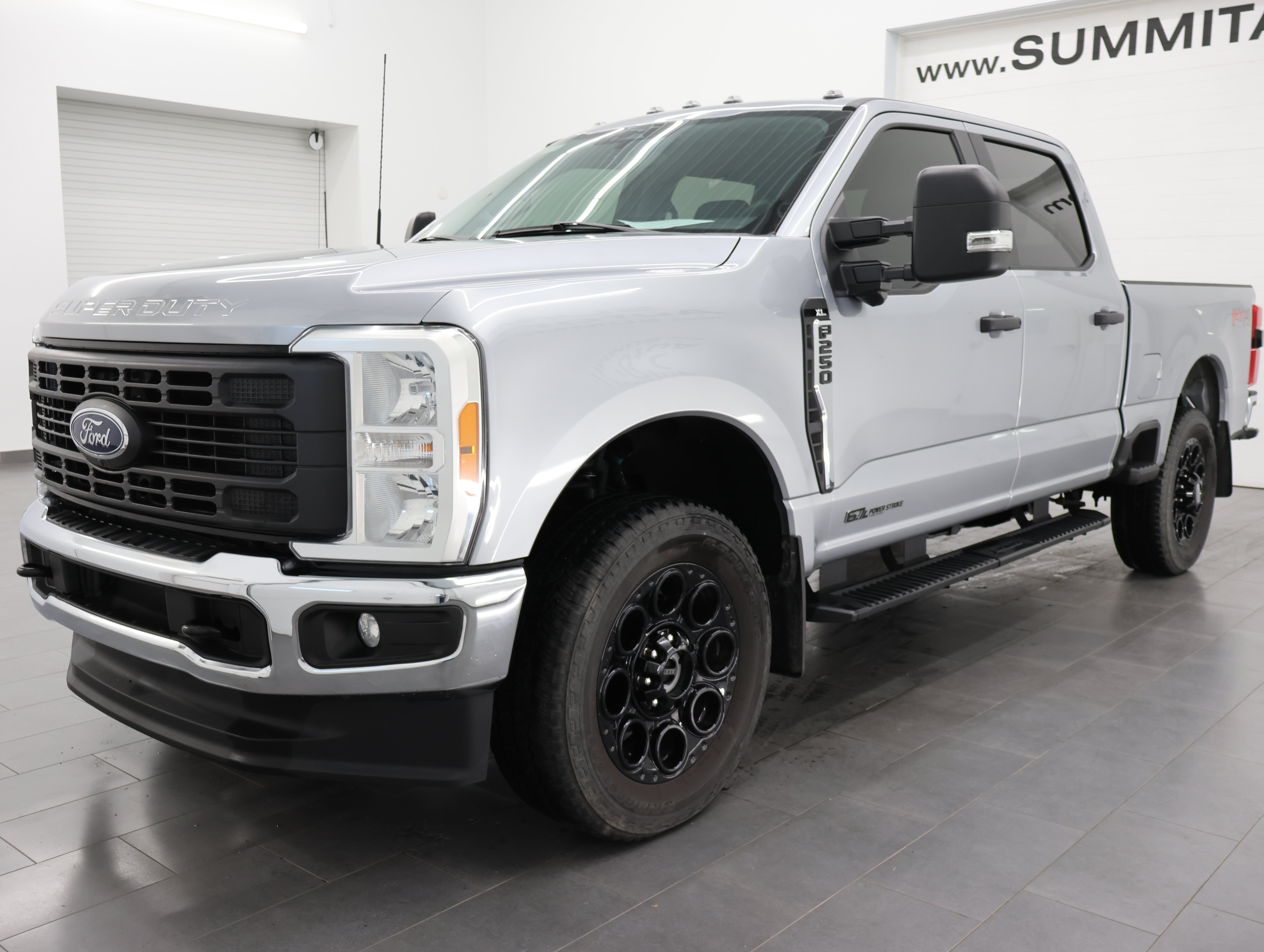 Used 2023 Ford F250 XL w/ 360-Degree Camera Package AWD/4WD image 7