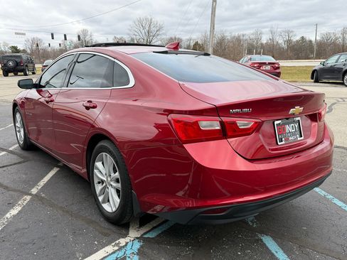 Used 2016 Chevrolet Malibu LT image 3