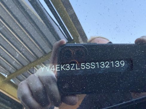 Used 2025 Volvo EX30 Ultra image 37