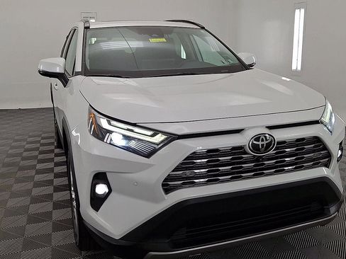 Used 2023 Toyota RAV4 Limited AWD/4WD image 7
