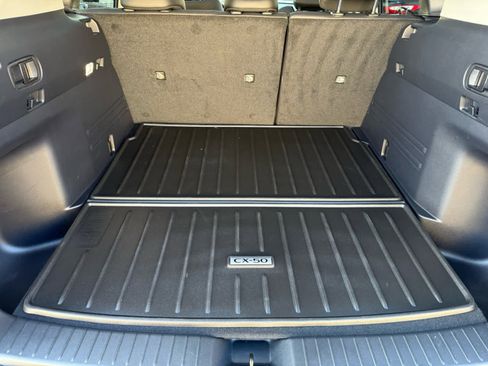 Used 2024 MAZDA CX-50 AWD 2.5 S w/ Premium Package image 7