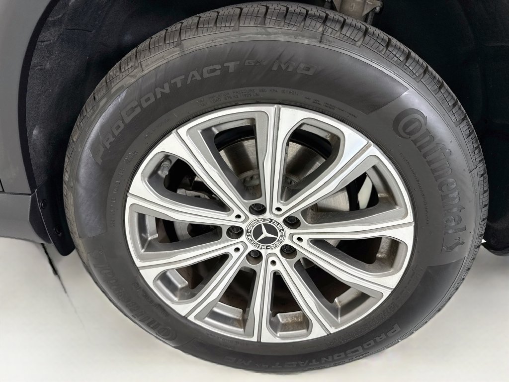 Certified 2026 Mercedes-Benz GLC 300 image 29