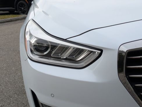 Used 2017 Genesis G90 3.3T Premium image 10