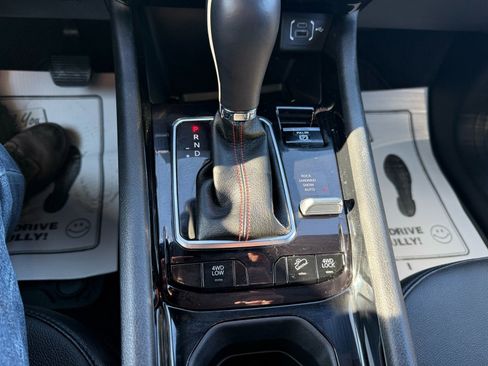 Used 2023 Jeep Compass Trailhawk w/ Trailer Tow Group image 16