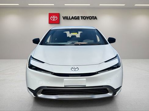 New 2026 Toyota Prius Plug-In Hybrid image 8