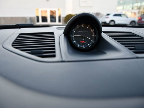 Used 2023 Porsche 911 50th Anniversary Edition image 29