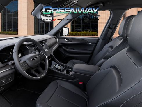 New 2025 Jeep Grand Cherokee Limited RWD image 22