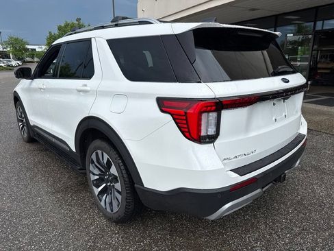 Used 2026 Ford Explorer Platinum w/ LUX Leather Package AWD/4WD image 12