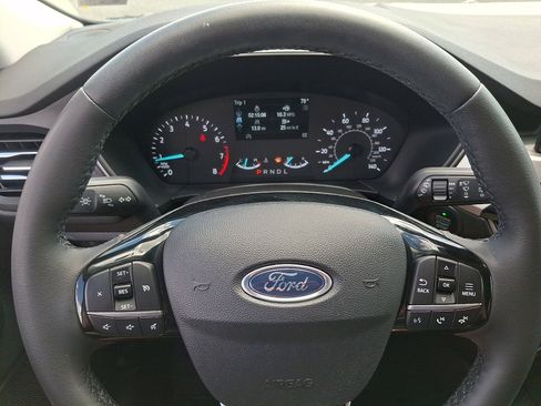 Certified 2022 Ford Escape SEL image 18