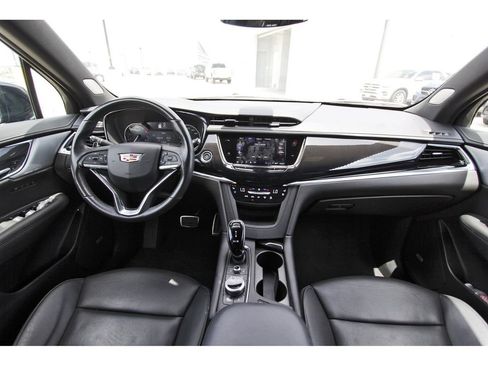 Used 2024 Cadillac XT6 Sport AWD/4WD image 9