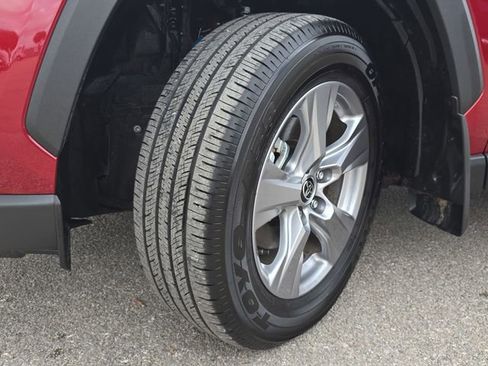 Used 2025 Toyota RAV4 LE image 31