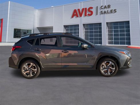Used 2024 Subaru Crosstrek 2.0i Premium image 5