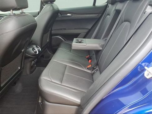 Used 2023 Alfa Romeo Stelvio Sprint image 24
